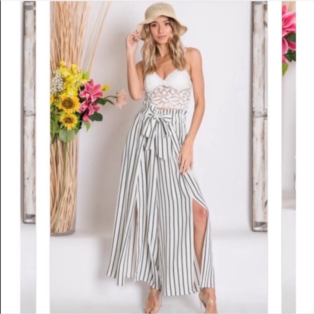 Stripe Print Pants with a Slit. Wide Leg Pants
